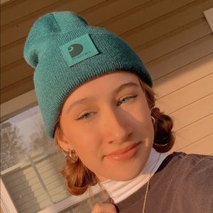 Meet your Posher, Mae